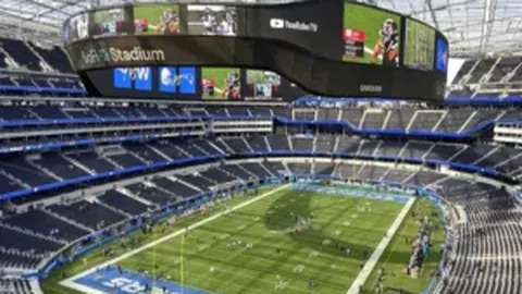 同曦战胜广州队，对手遭遇四连败，利夫林、葳麦考尔表现抢眼