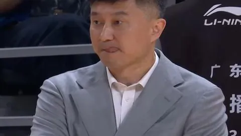 尼克斯以唐斯32分20板强势回归，大桥29分6助6板助力，轻松击败森林狼